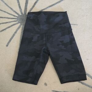 Lululemon Athletica Black Athletic Shorts High-Rise